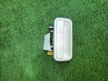 РУЧКА ДВЕРИ НА MAZDA MPV LVLR