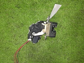 ЗАМОК 5-Й ДВЕРИ НА NISSAN LAFESTA CWEFWN