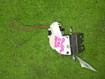 ЗАМОК 5-Й ДВЕРИ НА NISSAN LAFESTA CWEFWN