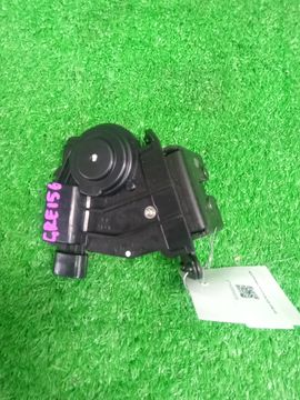 ЗАМОК 5-Й ДВЕРИ НА TOYOTA BLADE GRE156H