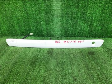 РУЧКА ЗАДНЕЙ ДВЕРИ НА TOYOTA HARRIER MCU10W