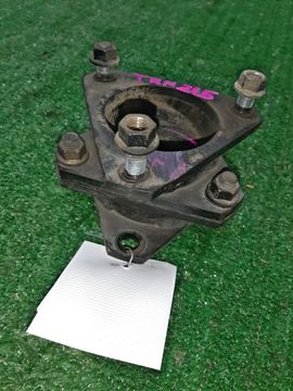 ПРОСТАВКА НА СТОЙКУ НА TOYOTA HILUX SURF TRN215W