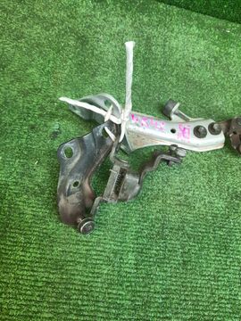 РОЛИК ДВЕРИ НА TOYOTA NOAH KR42V