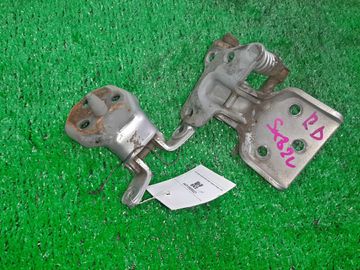 ПЕТЛЯ ДВЕРИ НА MAZDA BONGO SK82V