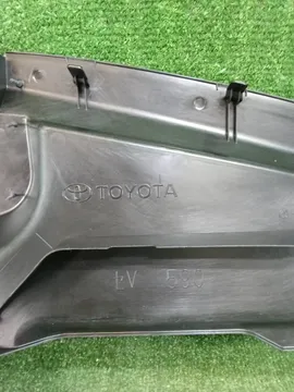 ЗАЩИТА ЗАМКА КАПОТА НА TOYOTA PRIUS PHV ZVW52