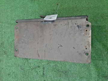 ЯЩИК ПОД ИНСТРУМЕНТЫ НА MITSUBISHI CANTER FE507B