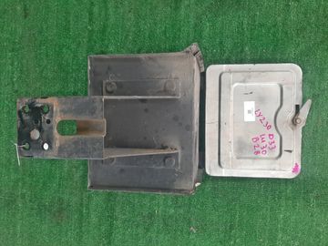 ЯЩИК ПОД ИНСТРУМЕНТЫ НА TOYOTA TOYOACE LY230 5L