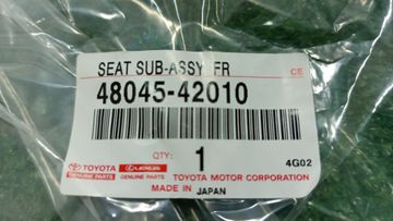 ПЫЛЬНИК СТОЙКИ НА TOYOTA NOAH ZWR80G