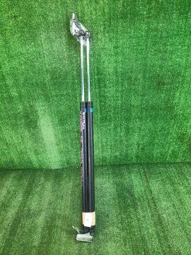 АМОРТИЗАТОР ДВЕРИ БАГАЖНИКА НА TOYOTA HIACE KZH100G