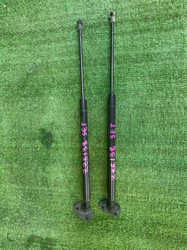 АМОРТИЗАТОР ДВЕРИ БАГАЖНИКА НА TOYOTA VOLTZ ZZE138