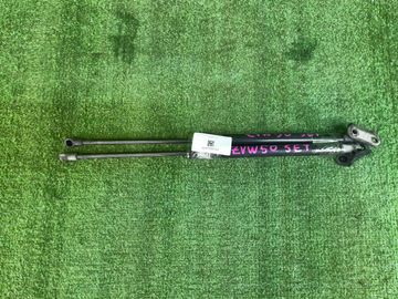 АМОРТИЗАТОР ДВЕРИ БАГАЖНИКА НА TOYOTA PRIUS ZVW50