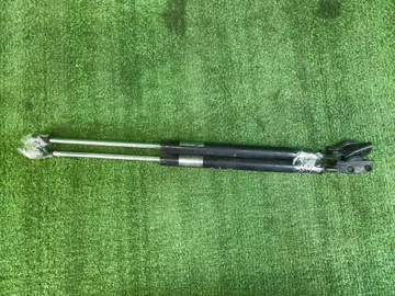 АМОРТИЗАТОР ДВЕРИ БАГАЖНИКА НА SUBARU FORESTER SJG