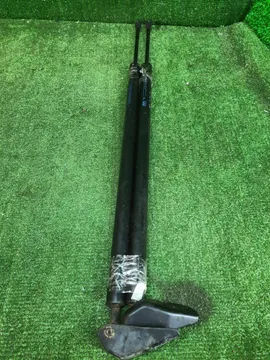 АМОРТИЗАТОР ДВЕРИ НА NISSAN NV200 M20