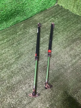 АМОРТИЗАТОР ДВЕРИ НА TOYOTA COROLLA AE100