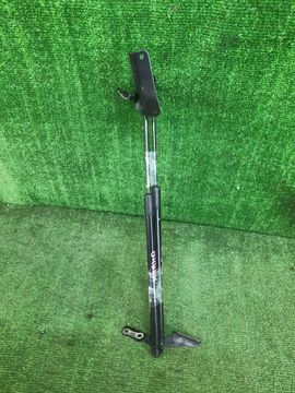 АМОРТИЗАТОР ДВЕРИ НА TOYOTA YARIS CROSS MXPJ10