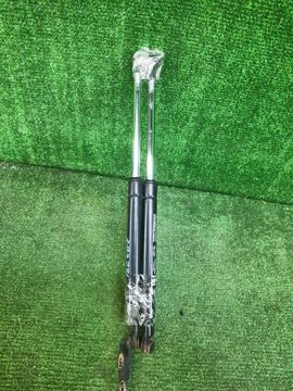 АМОРТИЗАТОР ДВЕРИ НА TOYOTA CELICA ZZT231