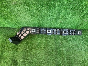 КРЕПЛЕНИЕ БАМПЕРА НА HONDA VEZEL RV5