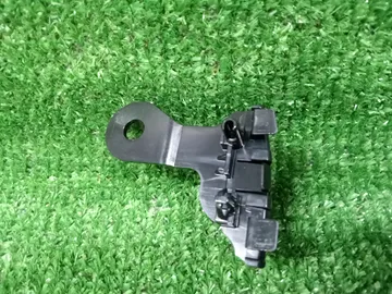 КРЕПЛЕНИЕ БАМПЕРА НА MAZDA MAZDA 3 BP5P