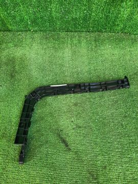 КРЕПЛЕНИЕ БАМПЕРА НА MITSUBISHI DELICA D5 CV1W