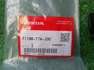 КРЕПЛЕНИЕ БАМПЕРА НА HONDA VEZEL RU1