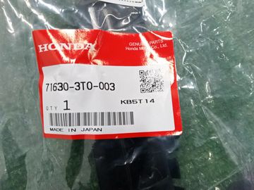 КРЕПЛЕНИЕ БАМПЕРА НА HONDA STEPWGN RP7