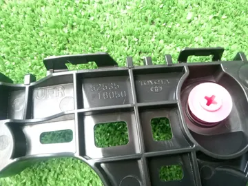 КРЕПЛЕНИЕ БАМПЕРА НА TOYOTA COROLLA CROSS MXGA10