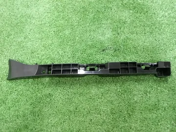 КРЕПЛЕНИЕ БАМПЕРА НА MITSUBISHI DELICA D:2 MB37S