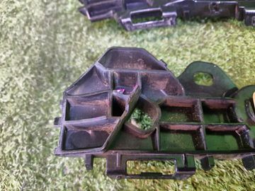 КРЕПЛЕНИЕ БАМПЕРА НА TOYOTA YARIS MXPH10