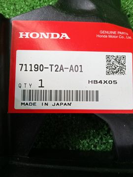 КРЕПЛЕНИЕ БАМПЕРА 71190-T2A-A01 421Y0000098 НА HONDA ACCORD CR7