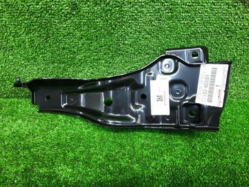 КРЕПЛЕНИЕ БАМПЕРА НА TOYOTA LAND CRUISER PRADO TRJ150