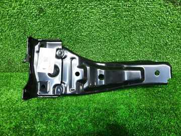 КРЕПЛЕНИЕ БАМПЕРА НА TOYOTA LAND CRUISER PRADO TRJ150