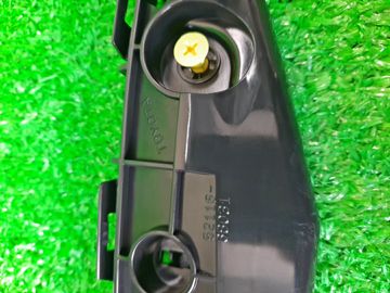 КРЕПЛЕНИЕ БАМПЕРА НА TOYOTA WISH ZGE21G