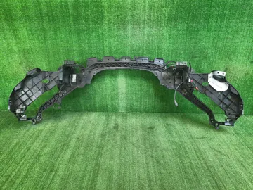 ПЛАНКА РАМКИ РАДИАТОРА НА VOLVO V40 MV48