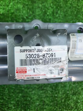ПЛАНКА РАМКИ РАДИАТОРА НА TOYOTA TOWN ACE S402M