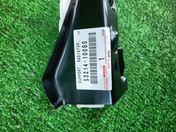 ПЛАНКА РАМКИ РАДИАТОРА НА TOYOTA C-HR NGX50