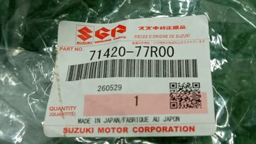 ПЛАНКА РАМКИ РАДИАТОРА НА SUZUKI JIMNY JB64W