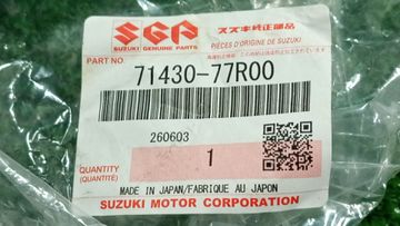 ПЛАНКА РАМКИ РАДИАТОРА НА SUZUKI JIMNY JB64W
