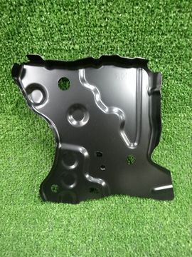 ПЛАНКА РАМКИ РАДИАТОРА 60419-3M0-300ZZ 422Y0000068 НА HONDA VEZEL RV6