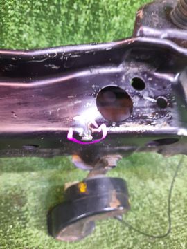 ПЛАНКА РАМКИ РАДИАТОРА НА TOYOTA VITZ NCP131
