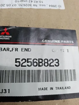 ПЛАНКА РАМКИ РАДИАТОРА НА MITSUBISHI L200