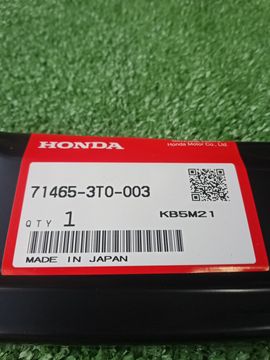 ПЛАНКА РАМКИ РАДИАТОРА НА HONDA STEPWGN RP7