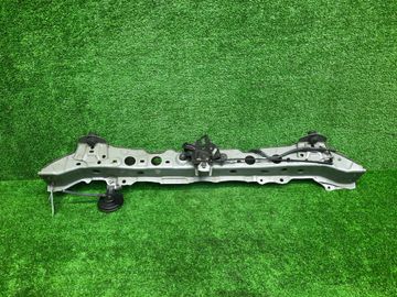 ПЛАНКА РАМКИ РАДИАТОРА НА TOYOTA VITZ KSP130