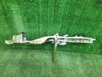 ПЛАНКА РАМКИ РАДИАТОРА НА DAIHATSU TAFT LA900S