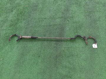 РАСПОРКА НА TOYOTA COROLLA  AXIO ZRE142