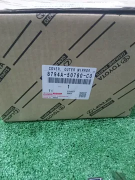 КРЫШКА ЗЕРКАЛА ЗАДНЕГО ВИДА НА LEXUS ES300H AXZH10