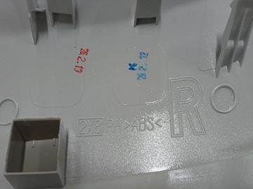 КРЫШКА ЗЕРКАЛА ЗАДНЕГО ВИДА НА TOYOTA YARIS KSP210