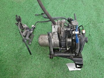 КОМПРЕССОР ПОДВЕСКИ НА LEXUS LS460 USF40