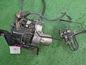 КОМПРЕССОР ПОДВЕСКИ НА LEXUS LS460 USF40