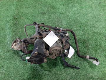 КОМПРЕССОР ПОДВЕСКИ НА TOYOTA HARRIER MCU36