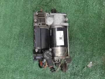КОМПРЕССОР ПОДВЕСКИ НА AUDI A6 4F2